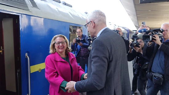 Die deutsche Bundesentwicklungsministerin Svenja Schulze ist nach Kiew gereist. Foto: Friedemann Kohler/dpa