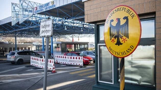 Deutschland verlängerte die Kontrollen an Grenzübergängen zur Schweiz bereits im Februar bis Mitte Juni. Dabei geht es vor allem um die Eindämmung von irregulärer Migration. (Archivbild)