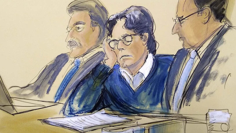 ARCHIV - Die Gerichtszeichnung zeigt Keith Raniere, Gründer eines New Yorker «Sex-Kults», mit seinen Anwälten. Foto: Elizabeth Williams/FR142054 AP/dpa