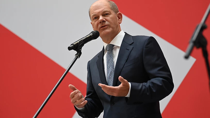 Olaf Scholz, Kanzlerkandidat der SPD, spricht während der SPD Pressekonferenz im Willy-Brandt-Haus am Tag nach der Bundestagswahl. Foto: Britta Pedersen/dpa