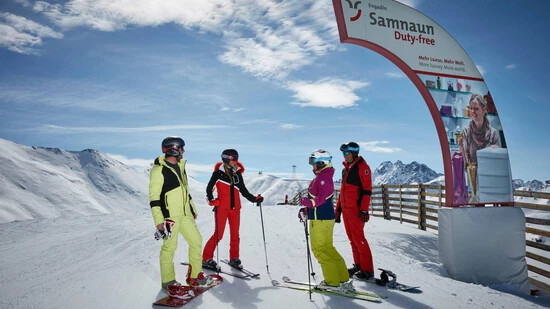 Doch nicht grenzenlos: Bis vorerst 12. Dezember können Schneesportfans in der Silvretta Arena nur auf den Pisten auf Samnauner Seite fahren.