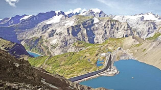 Stromspeicher: Muttsee und Limmernsee (im Hintergrund) dienen zur Stromspeicherung in den Glarner Alpen.
