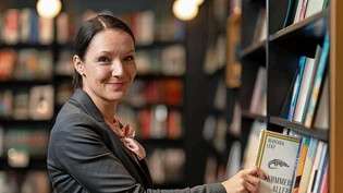 Verlässt keine Buchhandlung ohne Buch: Orell-Füssli-Vertriebsleiterin Simona Pfister. 