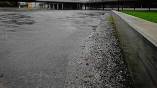 Verwaist: Das Oberstufenzentrum Linth-Escher bleibt bis zum 10. Januar 2021 geschlossen. 