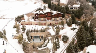 Niemand zuhause: Melnitschenkos Villa am Suvrettahang in St. Moritz, fotografiert am 15. März 2022.