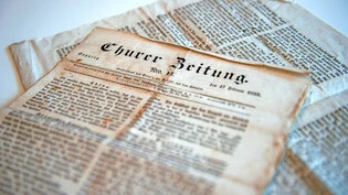Das Beste zum Schluss: Im Somedia-Archiv liegen zwei knapp 200 Jahre alte «Churer Zeitungen».