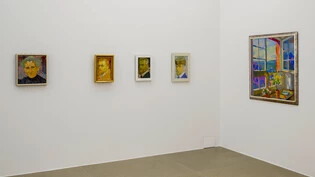 Der dreifache Augusto: In der Ausstellung in Aarau sind unter anderem mehrere Selbstbildnisse von Giacometti (Bildmitte) zu sehen.